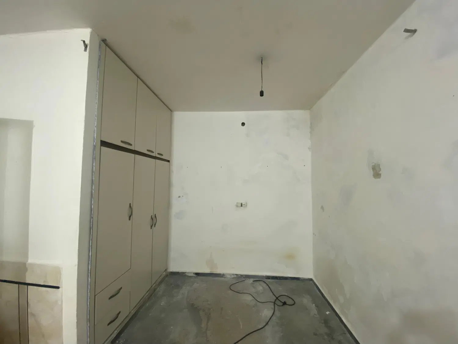 اجاره لکس ۶۵ متری پارکینگ دار