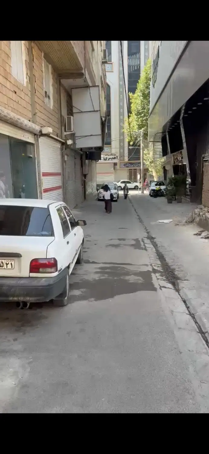 زیرزمین تجاری ۱۴۵متری کوچه مسجدجامع