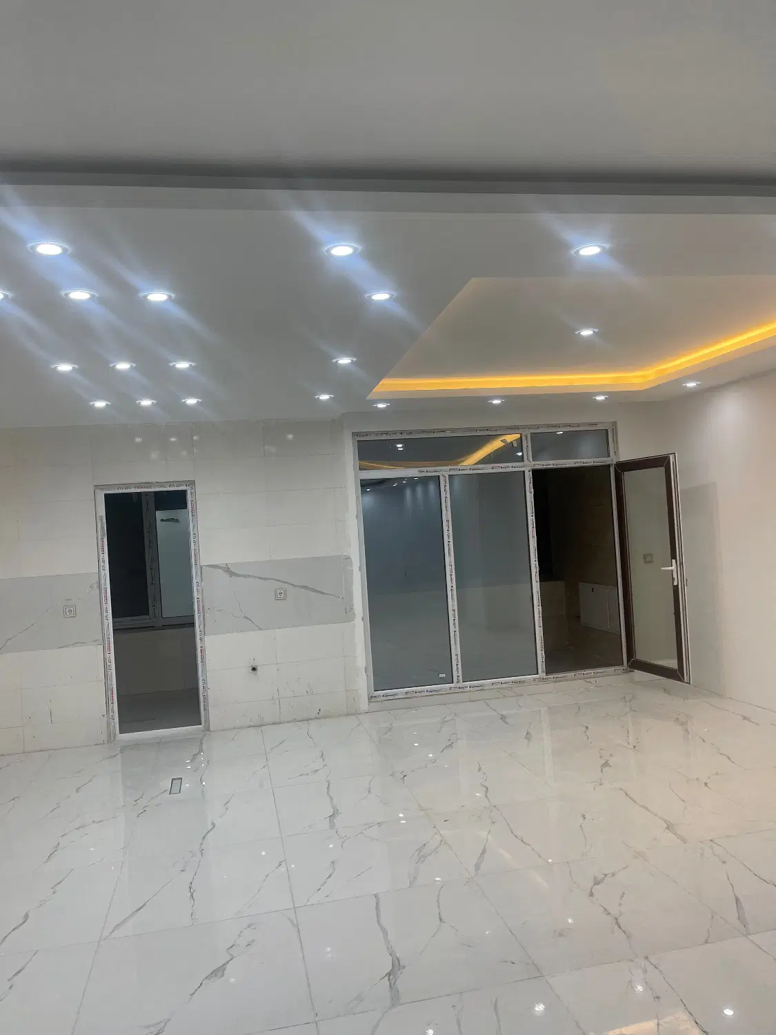 شیک ترین ساختمان ایلام بر اصلی اصناف