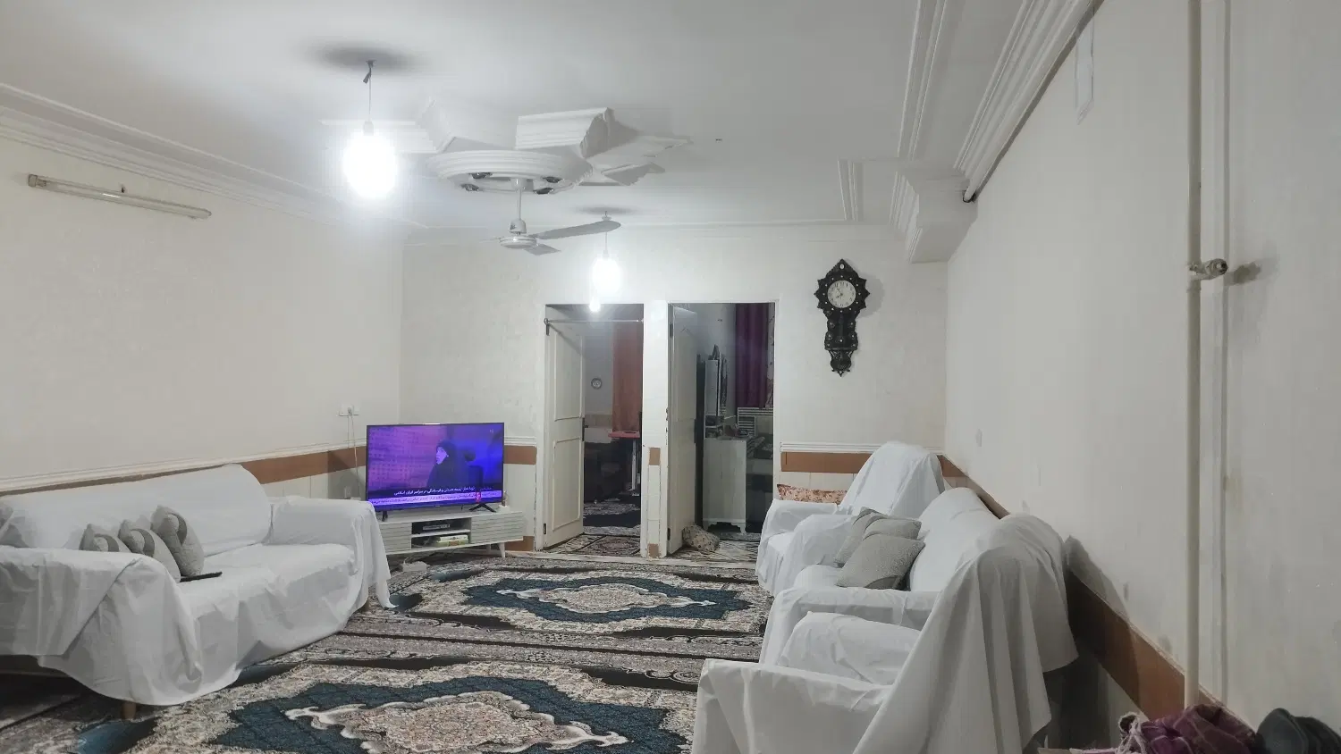 کاشانی ۱۸ طبقه پایین۱۰۰متری