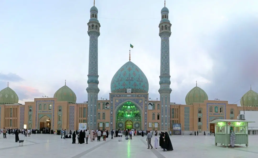 زمین فروشی در نزدیکی مسجد جمکران