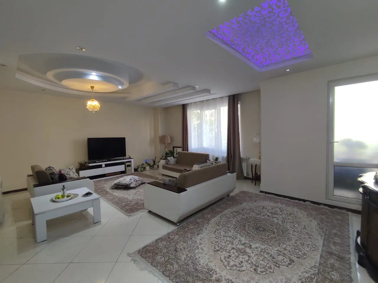 90 متر، فردوس غرب، فول امکانات