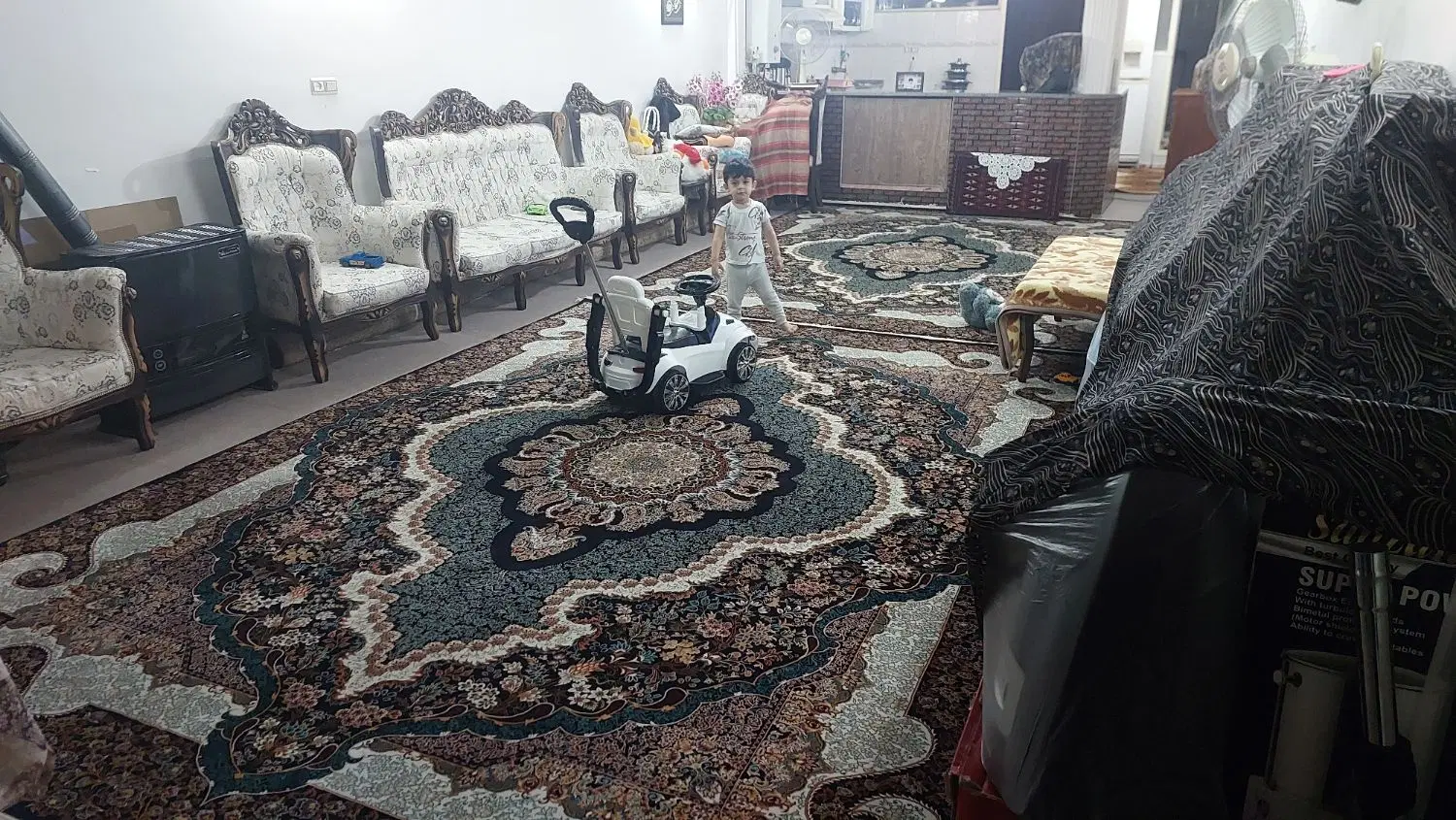 طبقه همکف ۹۰ متری