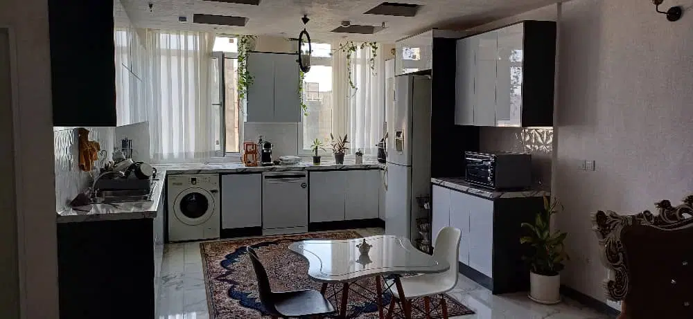 ۱۱۲ متر نوساز عرصه عیان