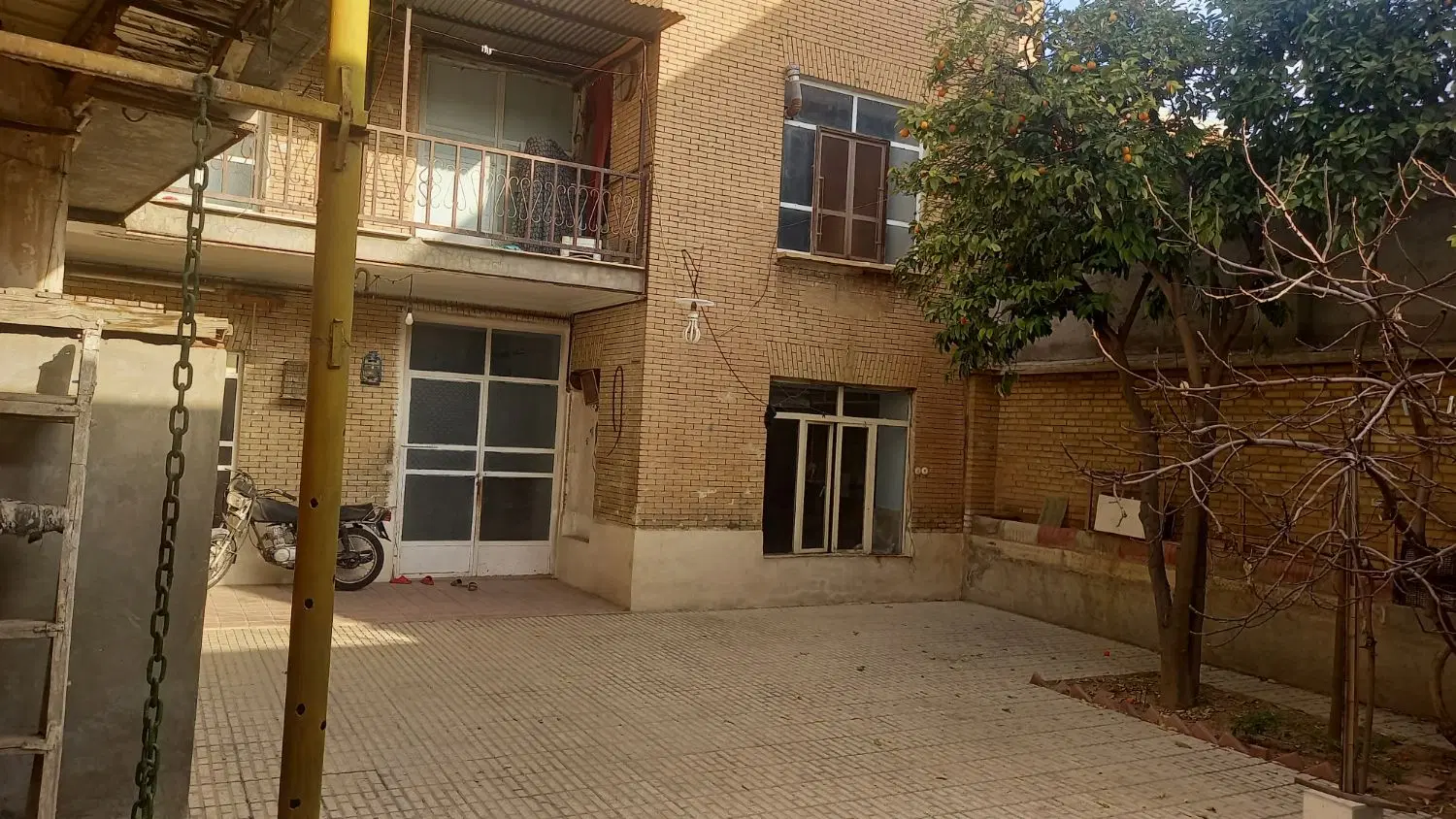 منزل قدیمی ۲۸۰ متری