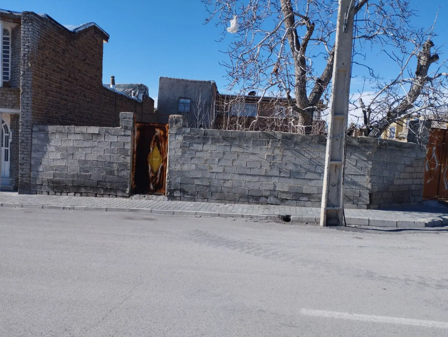 زمین دونبش