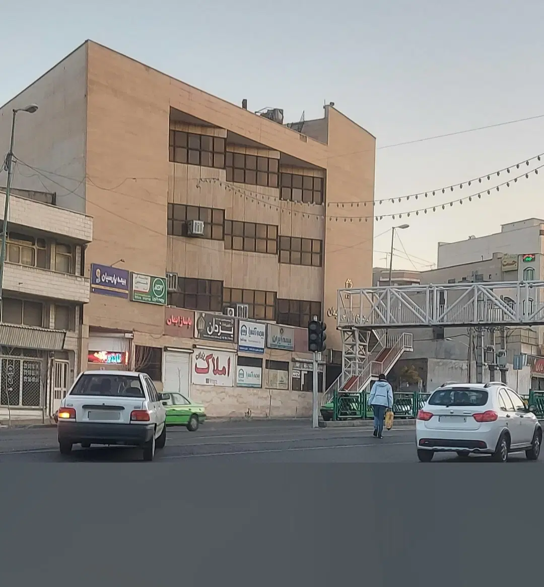 مغازه واقع در پاساژ ایمان