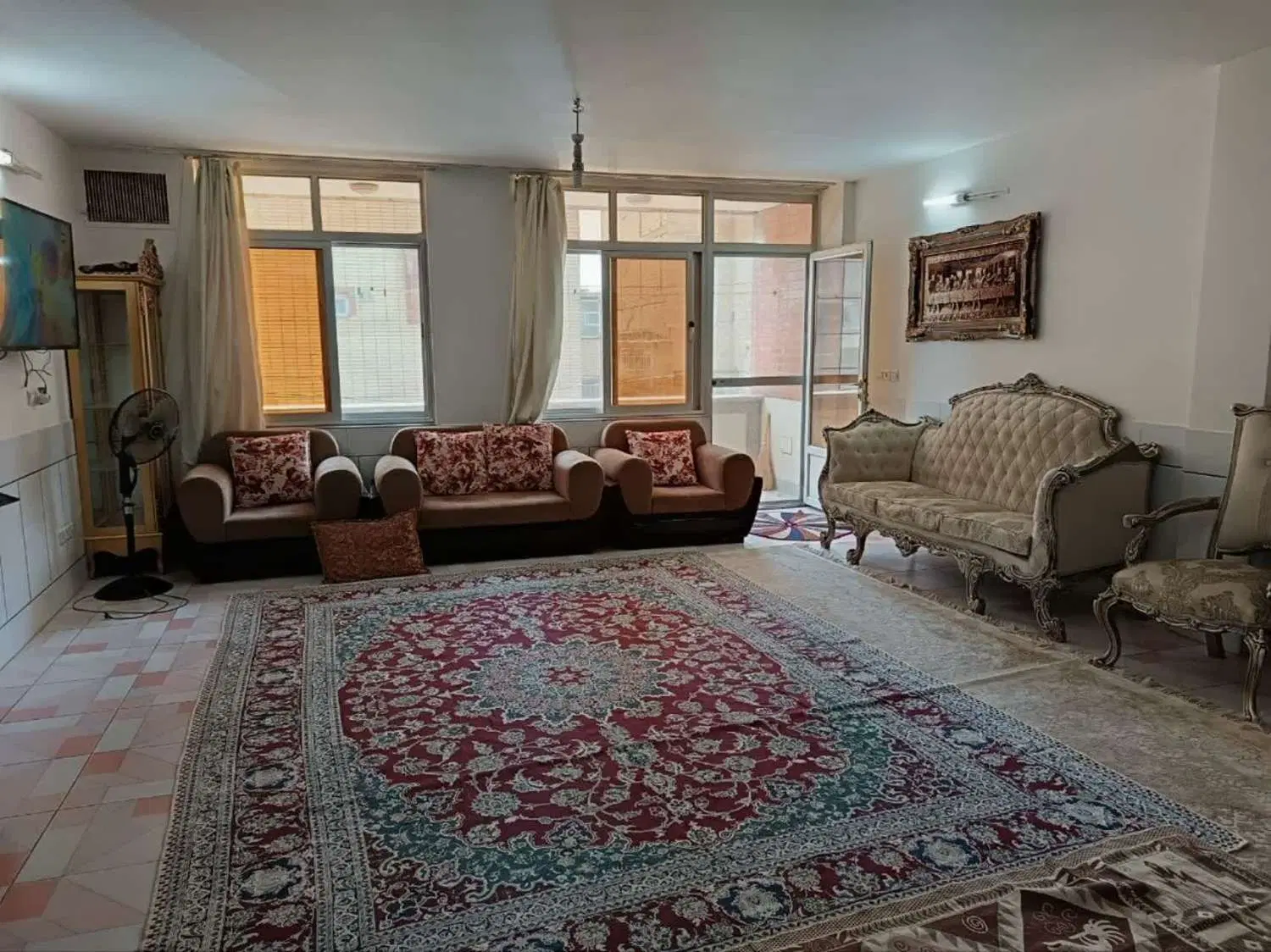 آپارتمان تک واحدی ۱۲۰ متری دو خواب جی شهرک مخابرات