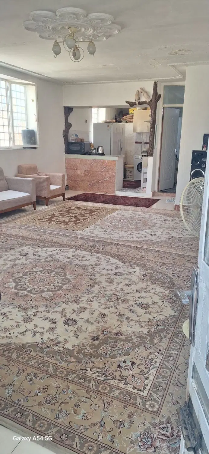 یک باب خانه استیجاری درمحله وکیل اباد وکیل اباد 87