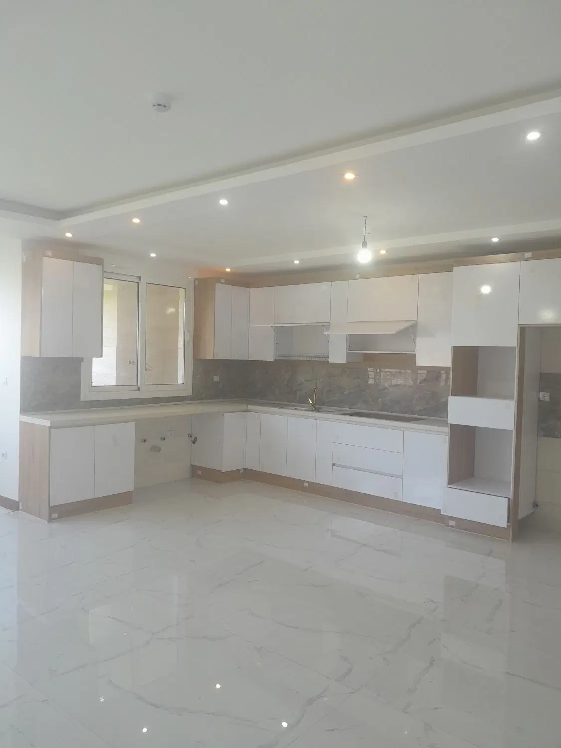 ۱۰۸متر تاپ لوکیشن خوش نقشه
