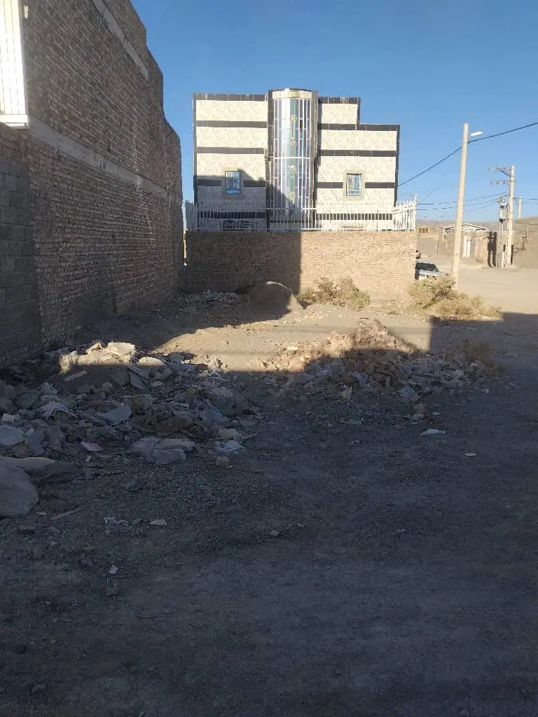 زمین فروشی هوشک خ بهارمست