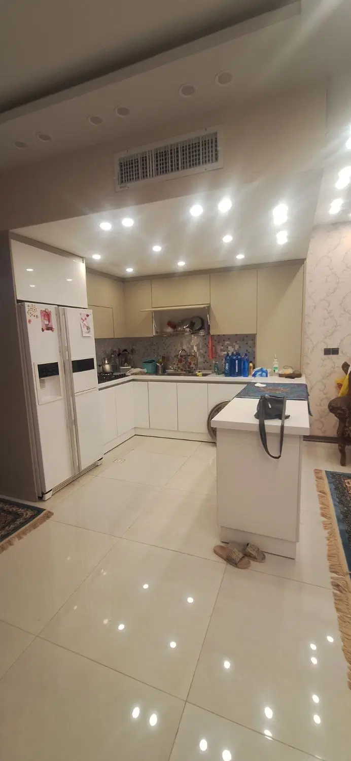 آپارتمان هجرت