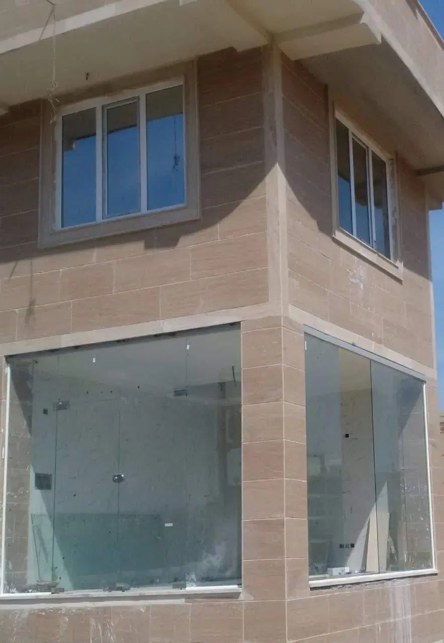 مغازه 60 مترمربع با موقعیت بر اصلی نزدیک میدان