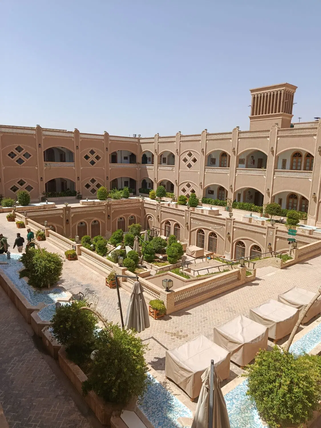 ملک و زمین خیابان بسیج