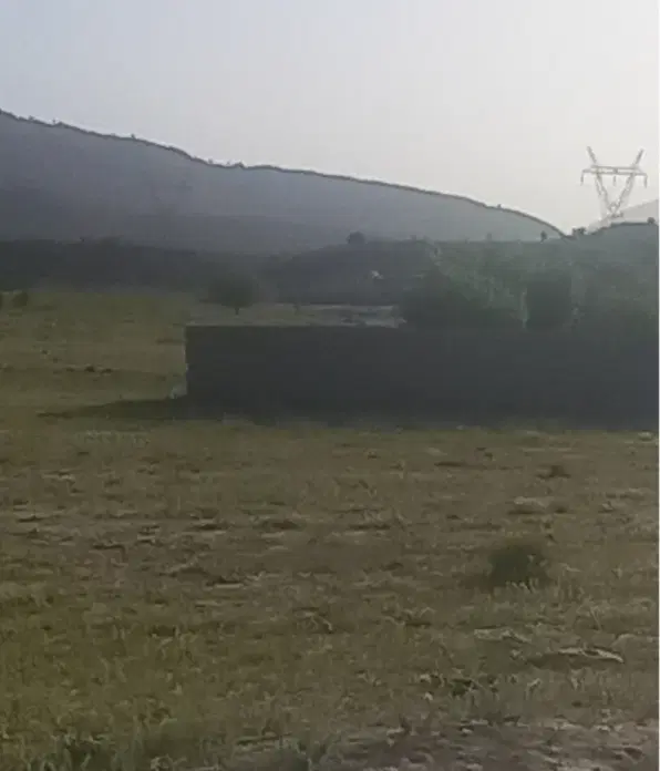 زمین دشتروم
