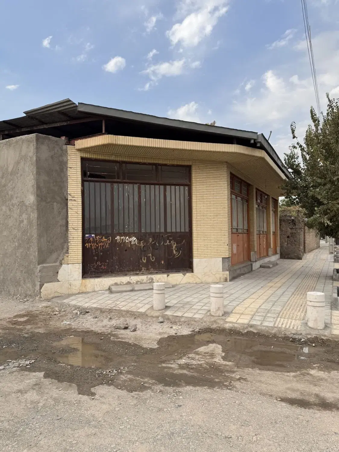 ملک تجاری مسکونی دونبش نجفشهر