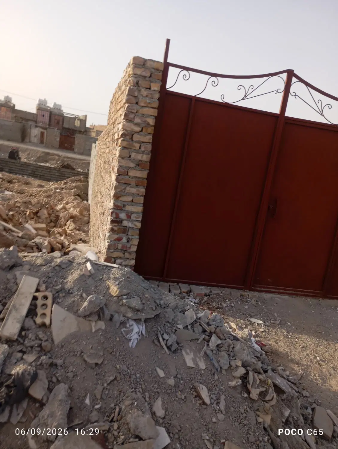 چهاردیواری دربلوارکلات