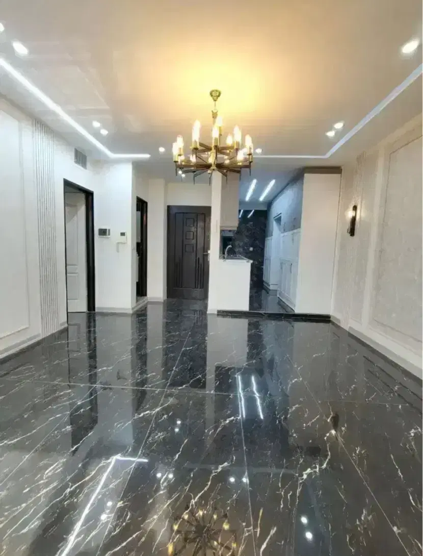 ۵۶متر*غرق نور*بالکن*انباری*پارکینگ سندی