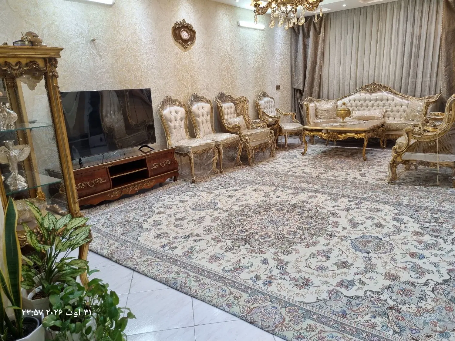 آپارتمان ۱۰۰ متری شیک و بازسازی شده