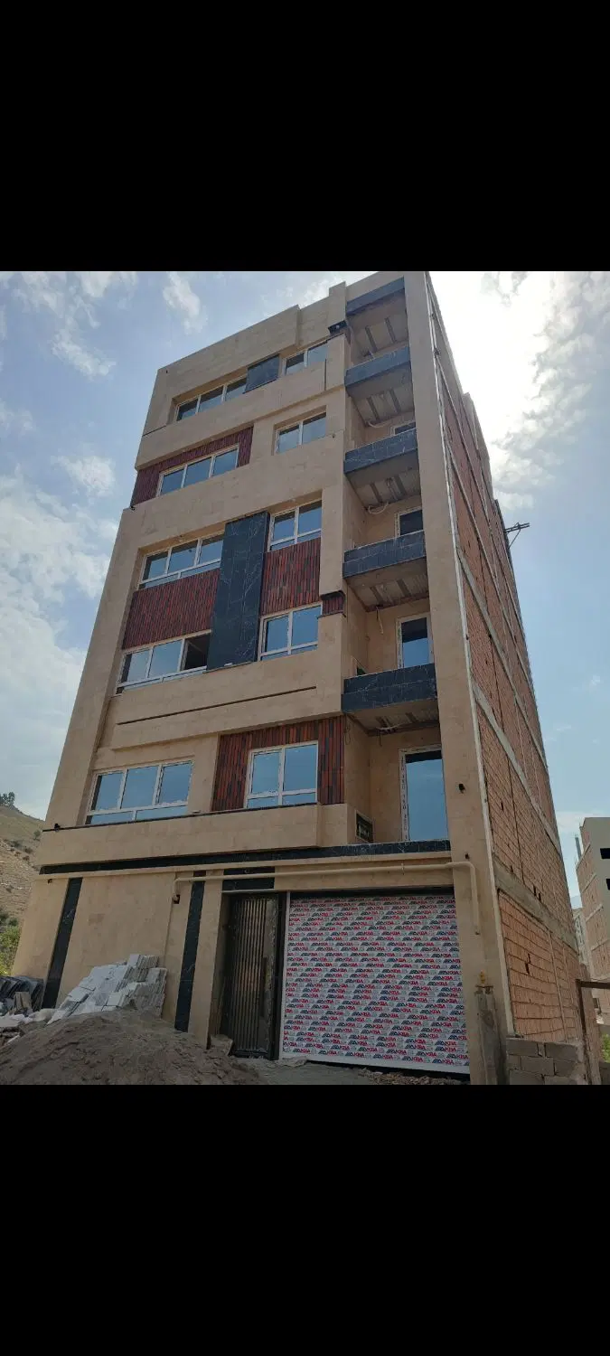 آپارتمان پنج واحدی
