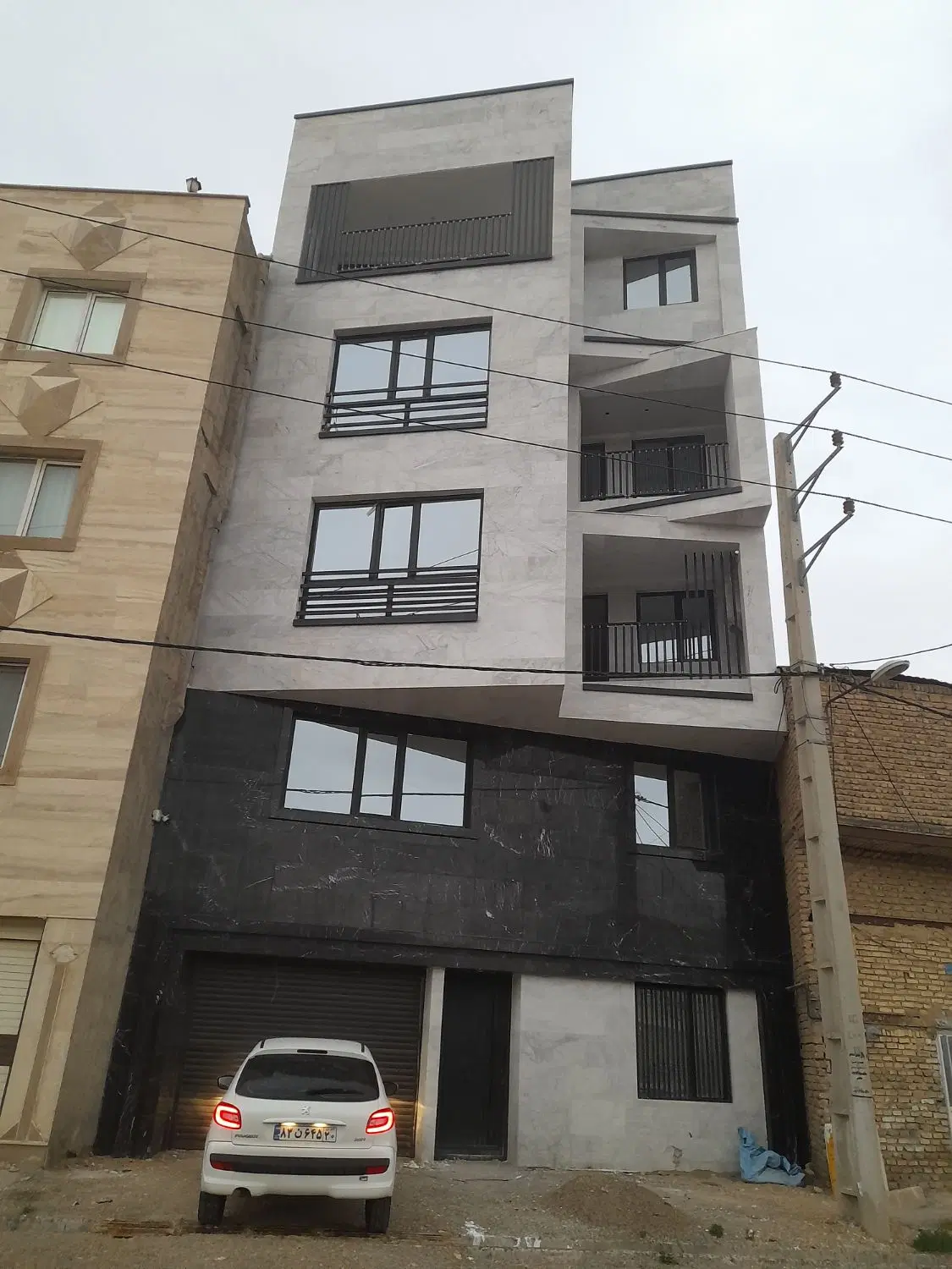 آپارتمان ۱۳۰ متری خوش ساخت در فیروزکوه