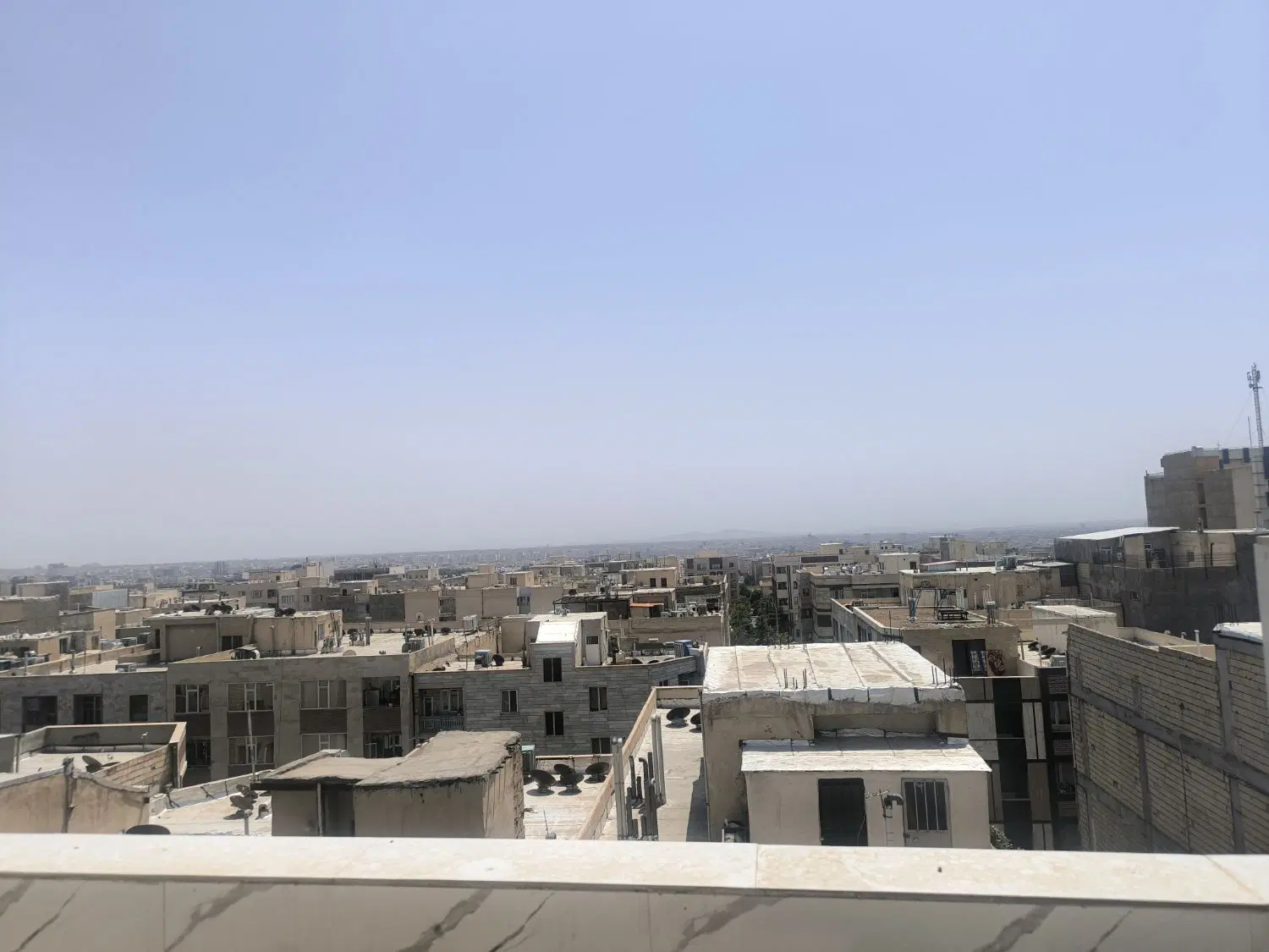 ۹۵ متر دو خوابه پارکینگ و آسانسور نوساز