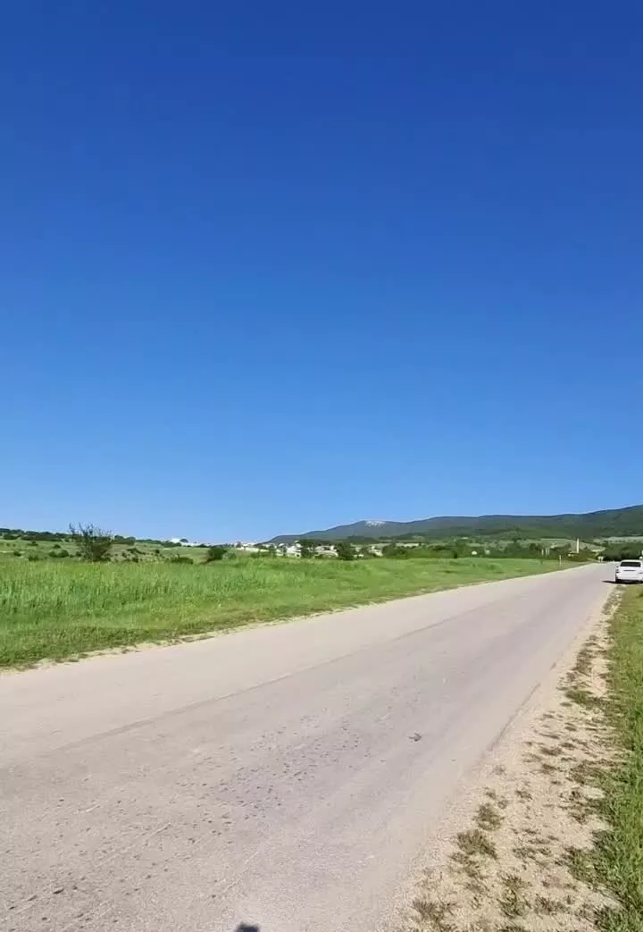 ۴۰۰۰ متر زمین بر جاده پیته نو