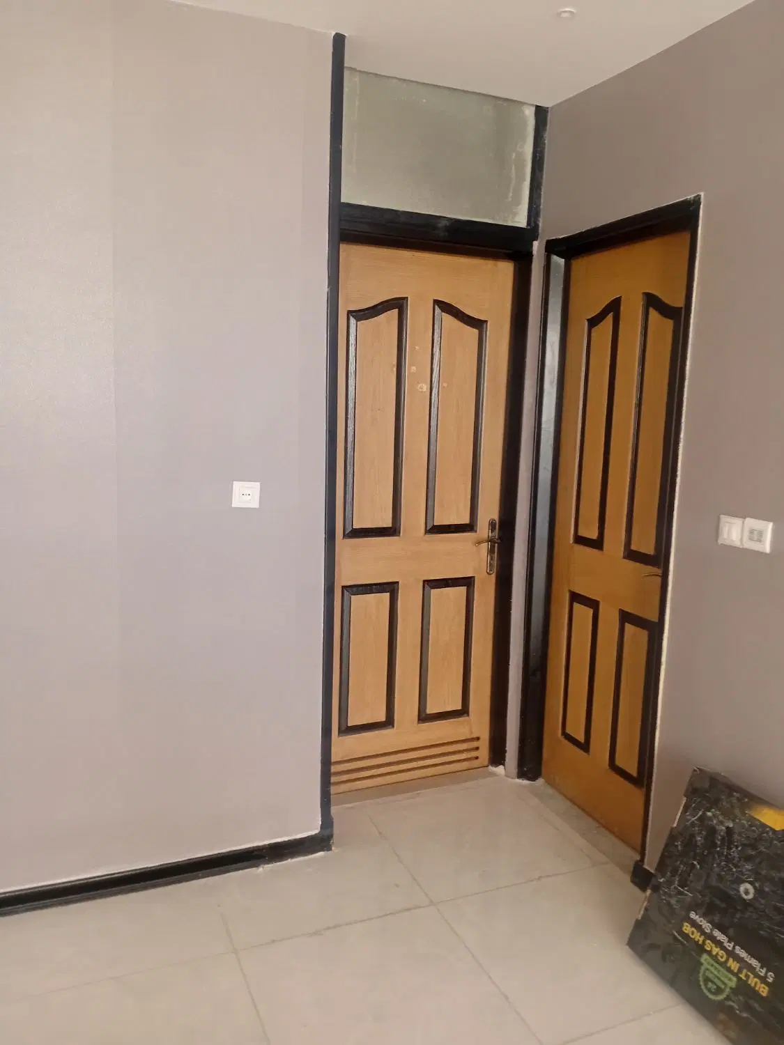 واحد هم کف خانه اصفهان مدرسه بعثت  راه جدا