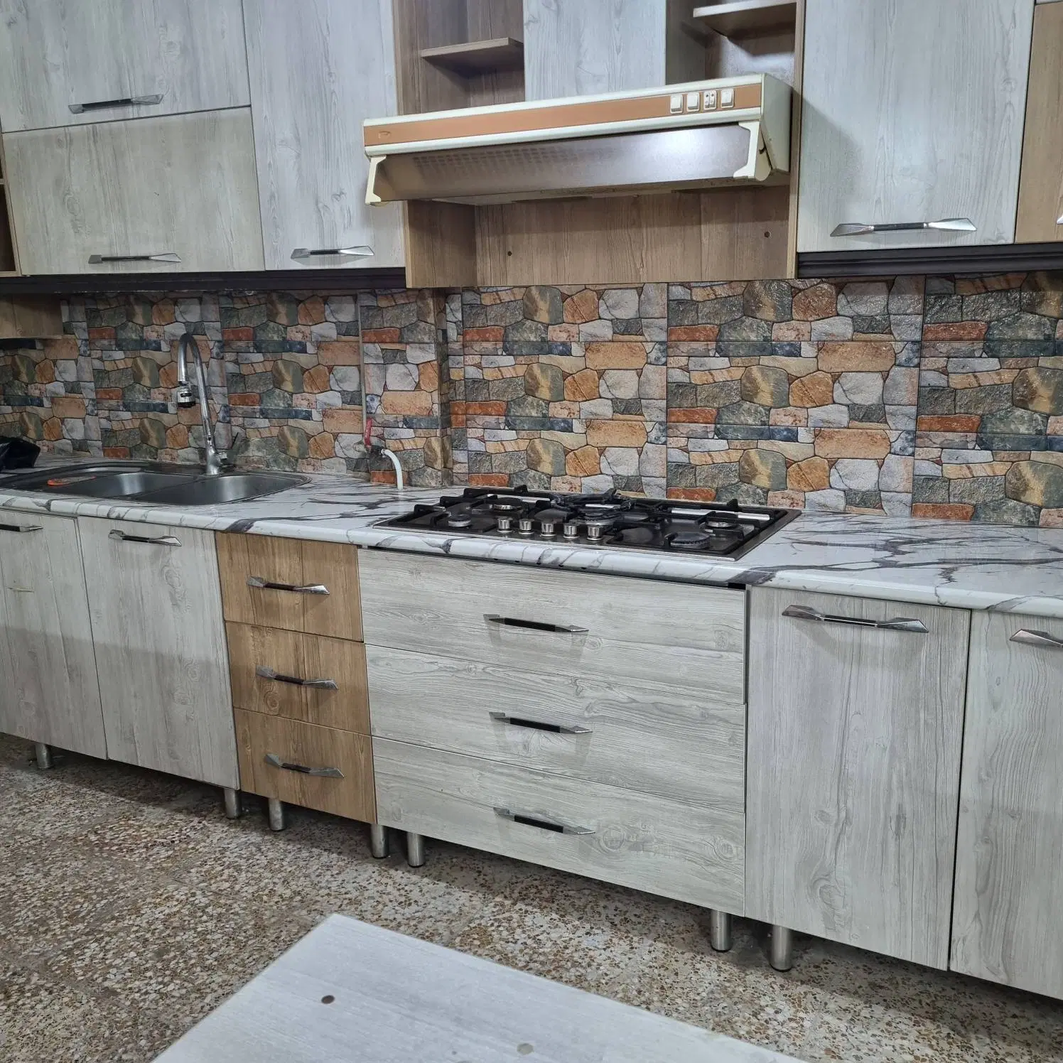 اجاره مسکونی حدود ۷۰ متری طبقه همکف