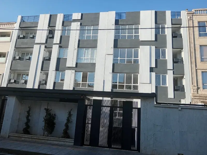 آپارتمان 3 خواب باهنر شمالی( فراز)