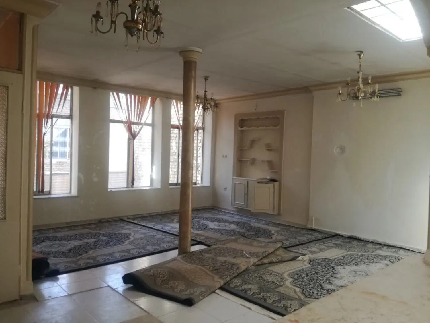 خانه دوطبقه دربست