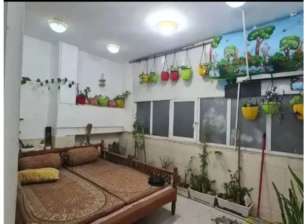 یک واحد آپارتمان ۲ خواب