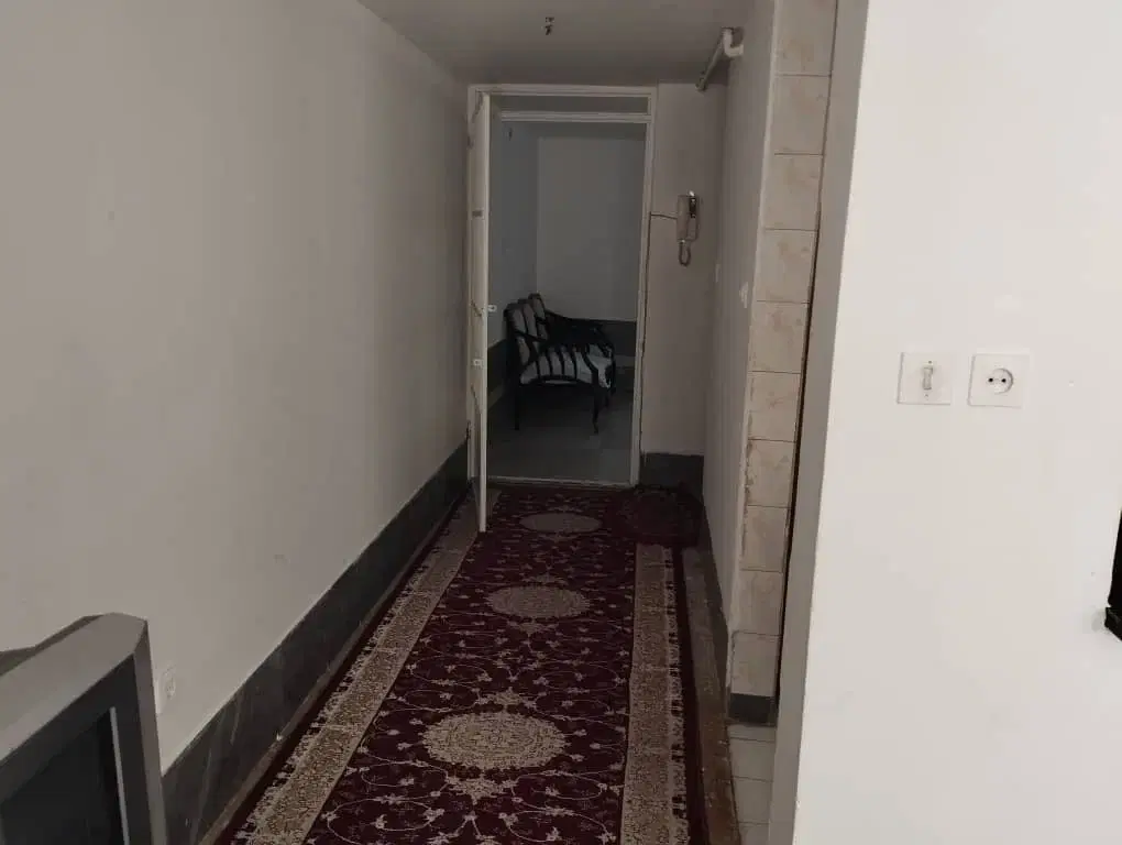 اجاره اپارتمان ۸۰ متری با حیاط