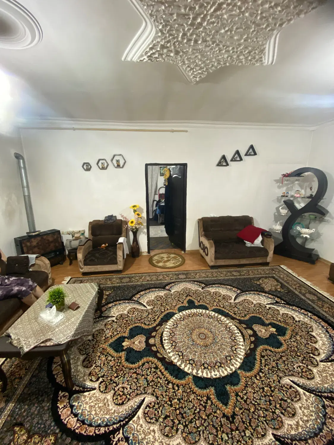 سویت ۶۵متری باپذیرایی بزرگ