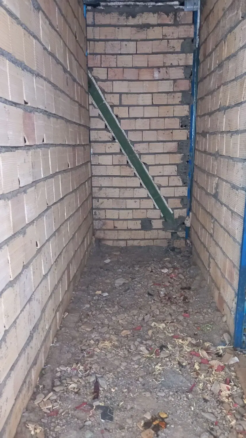 ویلایی نیمه ساز