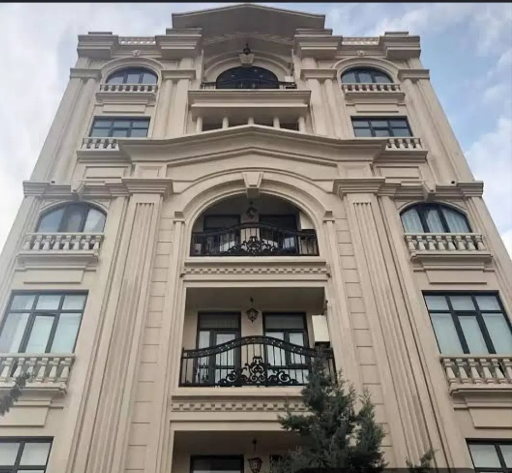 واحد در برخیابان بیکلانکوه