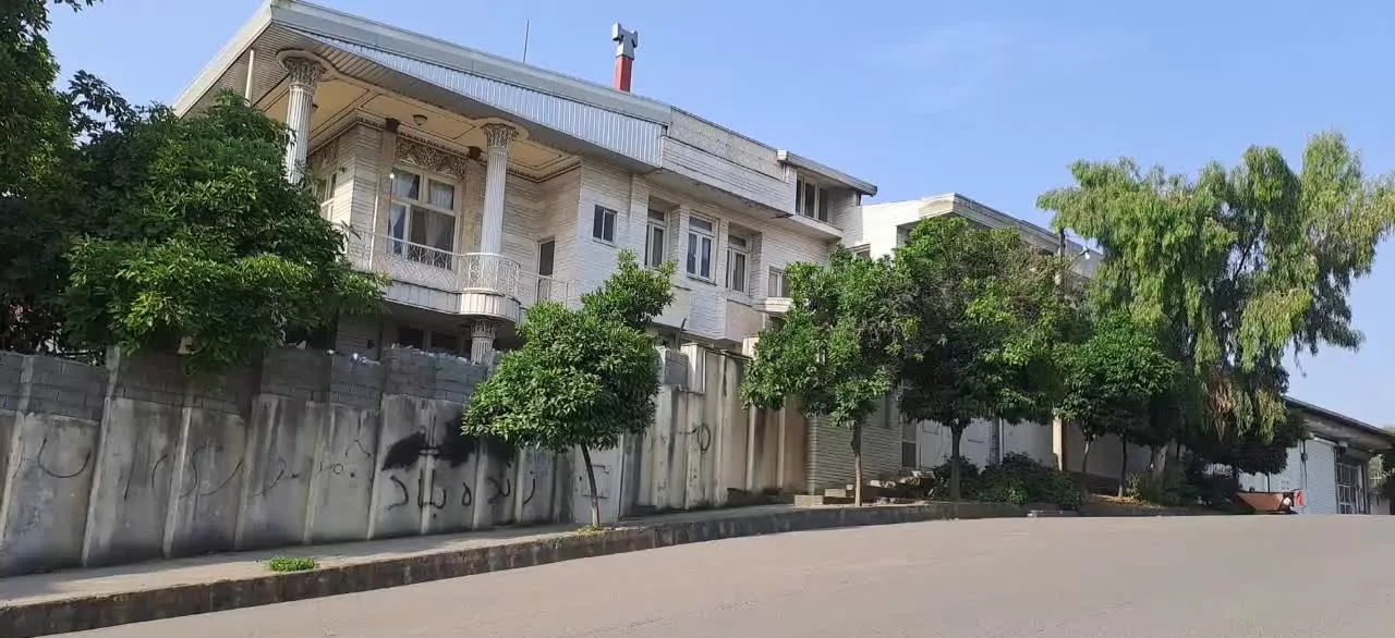۴۰۰متر تجاری مسکونی سند شخی