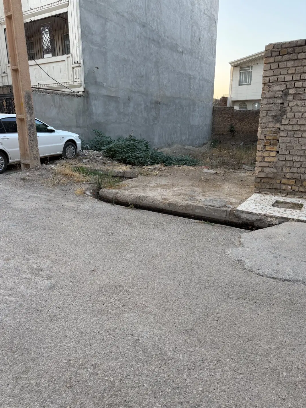 زمین گلدشت شرقی
