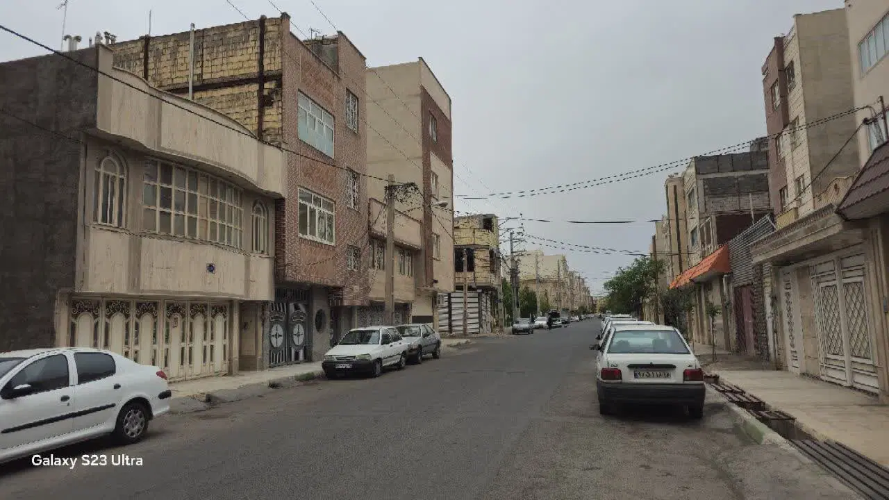 منزل ویلایی دو واحد هم کف و زیر زمین