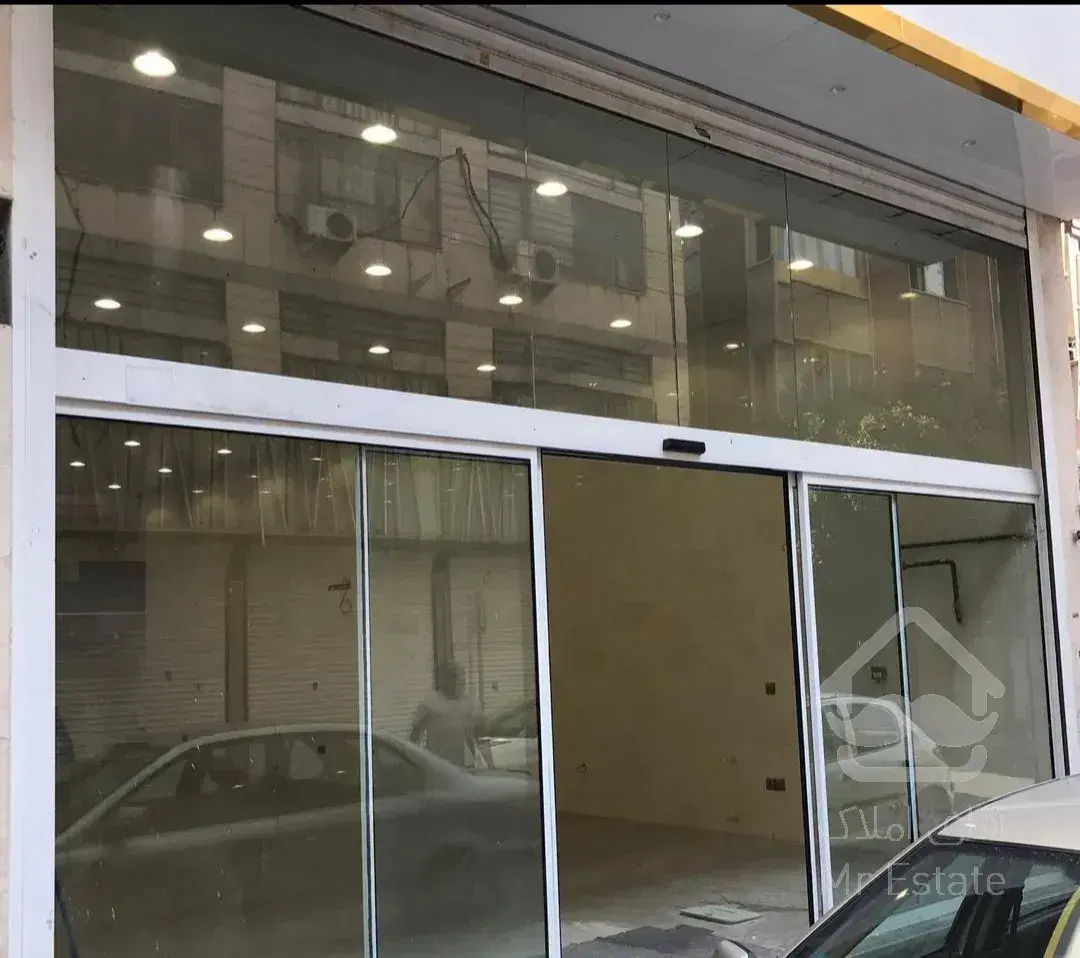 مغازه 32متری شهدا 65متر نمایشگاه ماشین