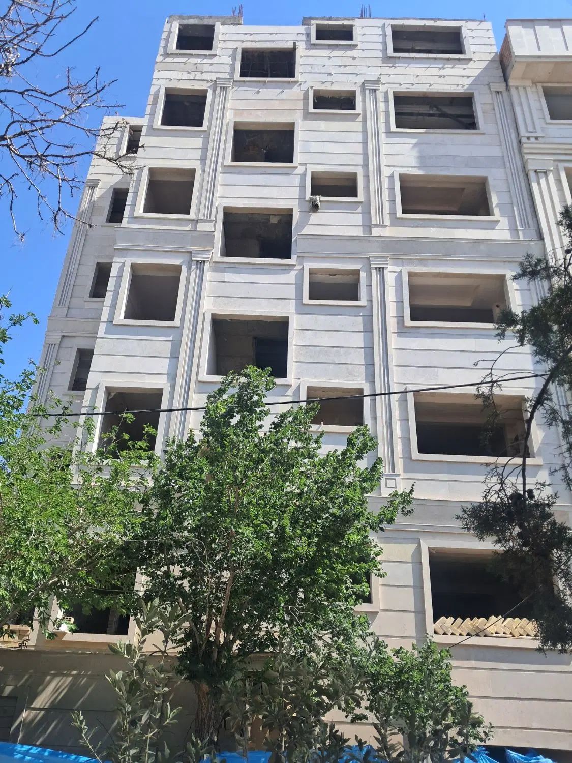 مطهری ارغوان