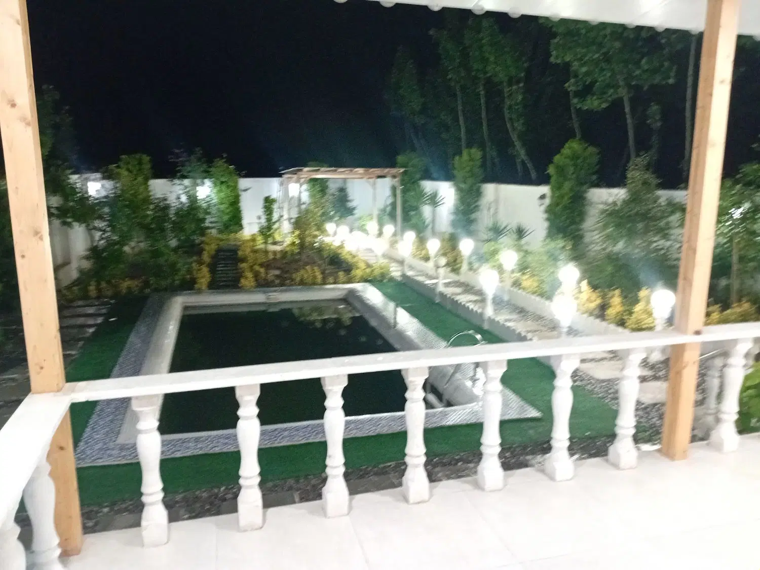 ویلایی۷۰۰متری۱۶۰متربنا