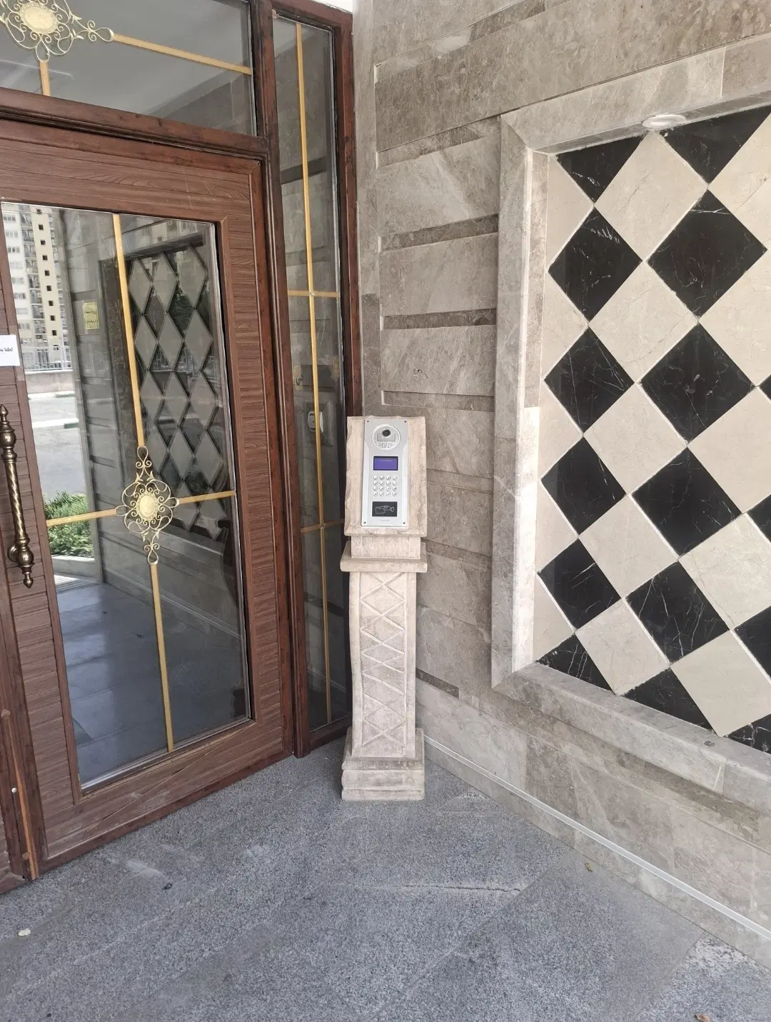 اپارتمان دو خواب کوزو فاز ۶