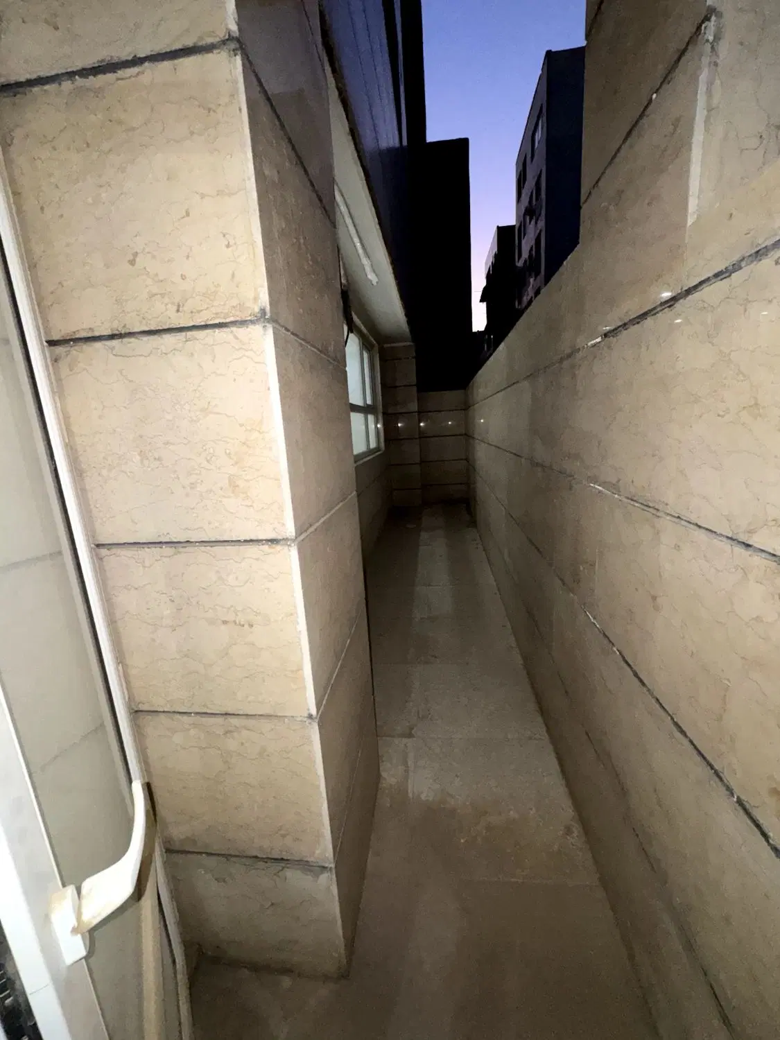 آپارتمان 128متری سه خوابه