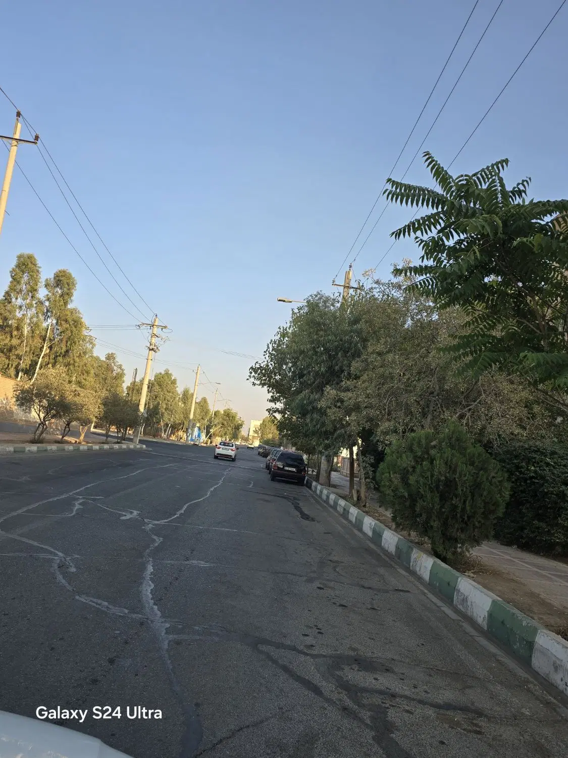 زمین مترو ۴۱۱ متری