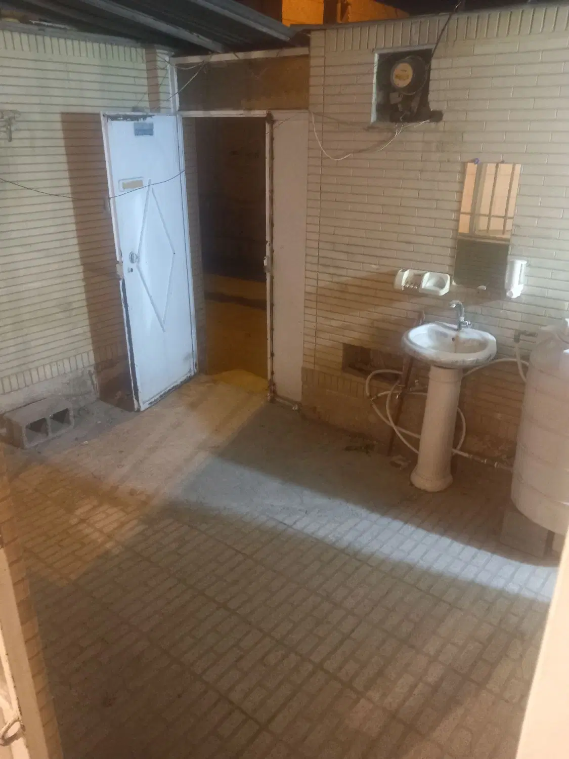 منزل ویلائی دربست یک خواب ۶۵متری تخلیه