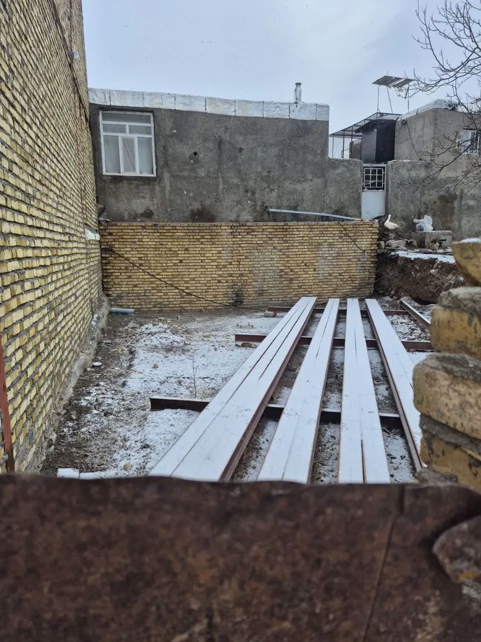 مزایده زمین وباغ