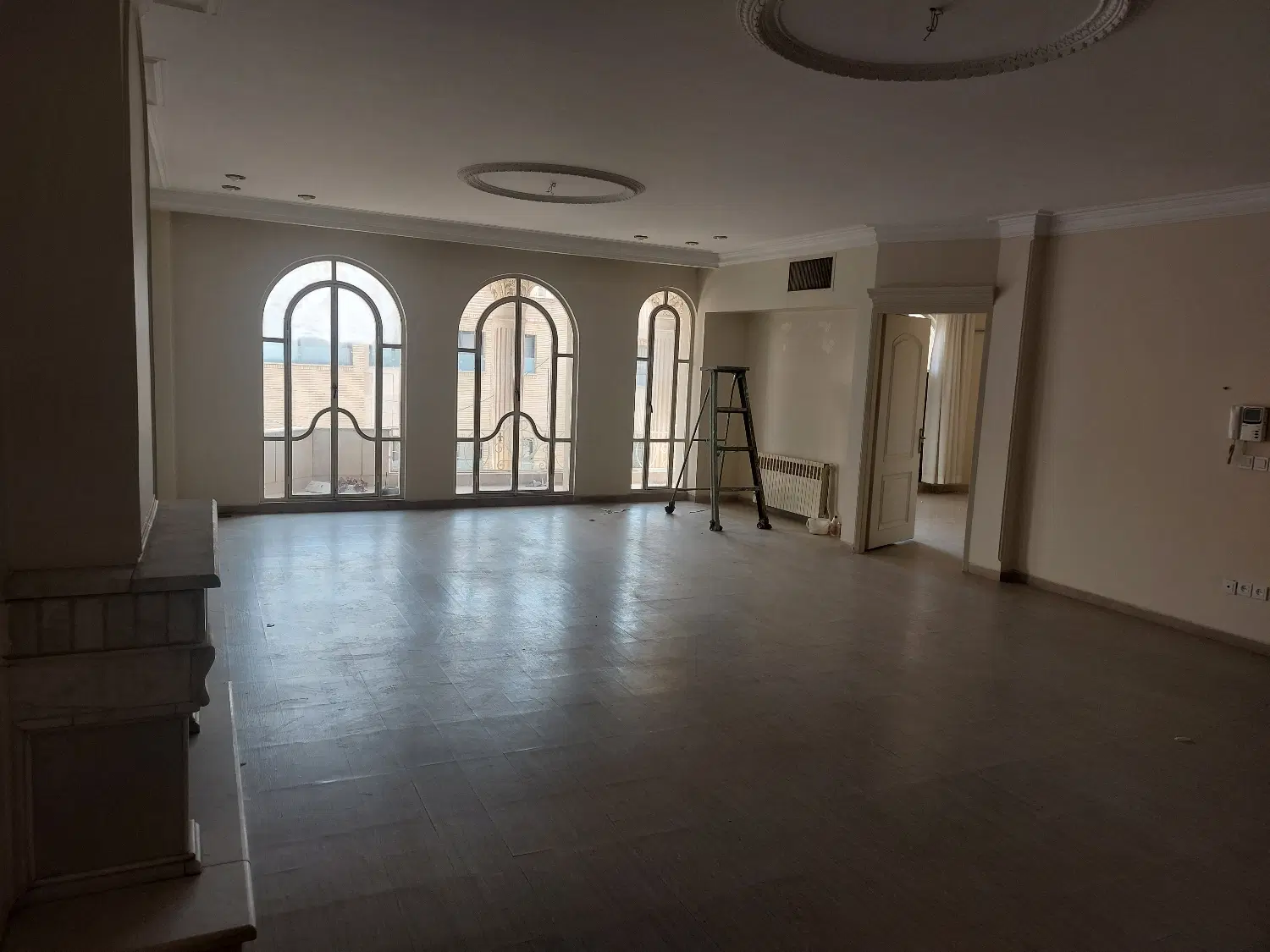 اجاره آپارتمان ۲۰۰ متری سه خواب میر  پل خواجو