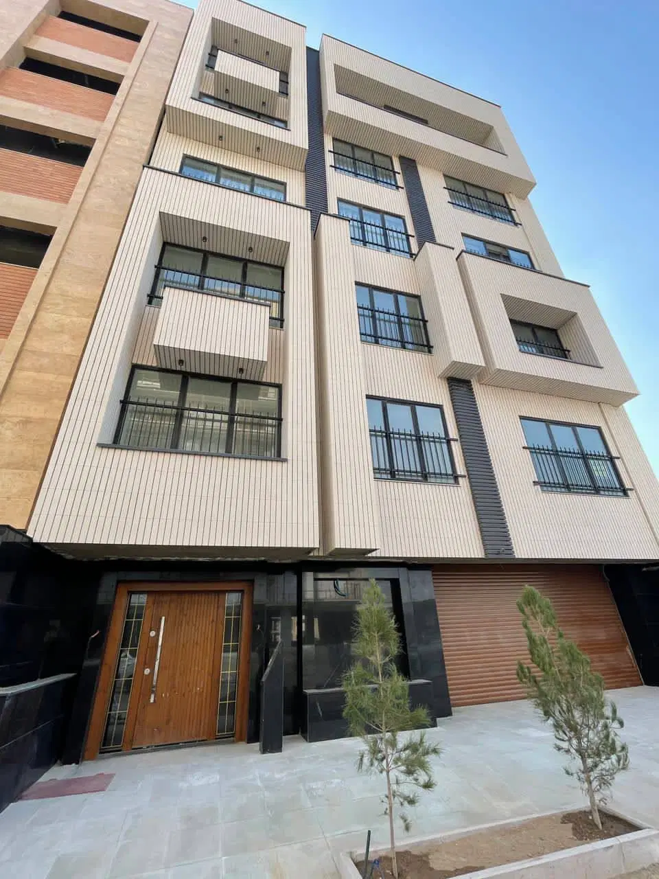 فاطمی پروین 140 متر 2 خواب فول تمدید چند ساله...