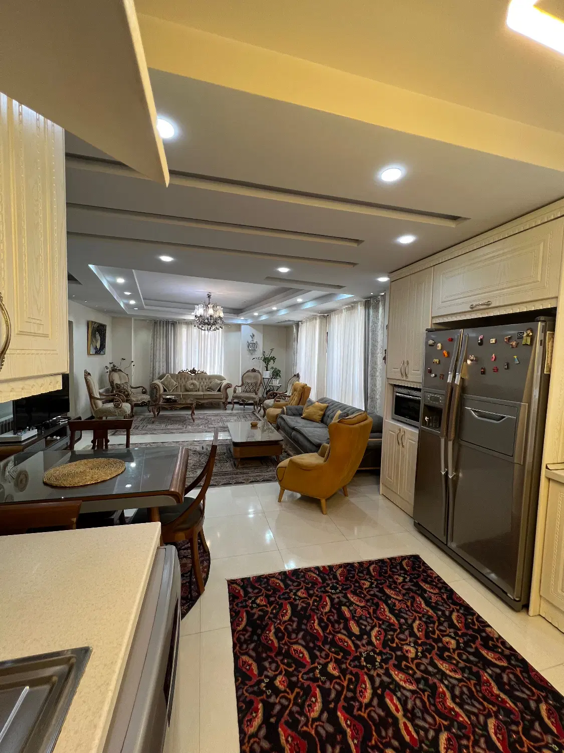 ۹۲ متر استاد معین